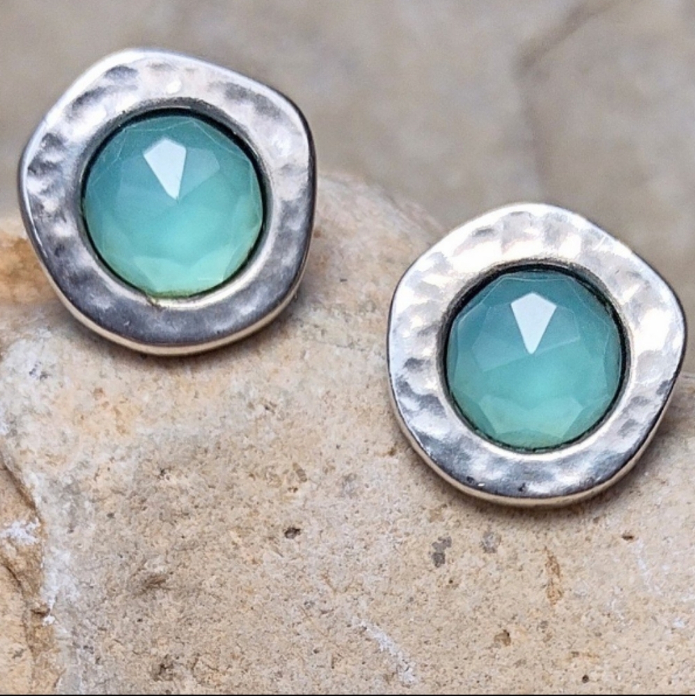Biti Besha Chalcedony Hammered Sterling Silver Earrings